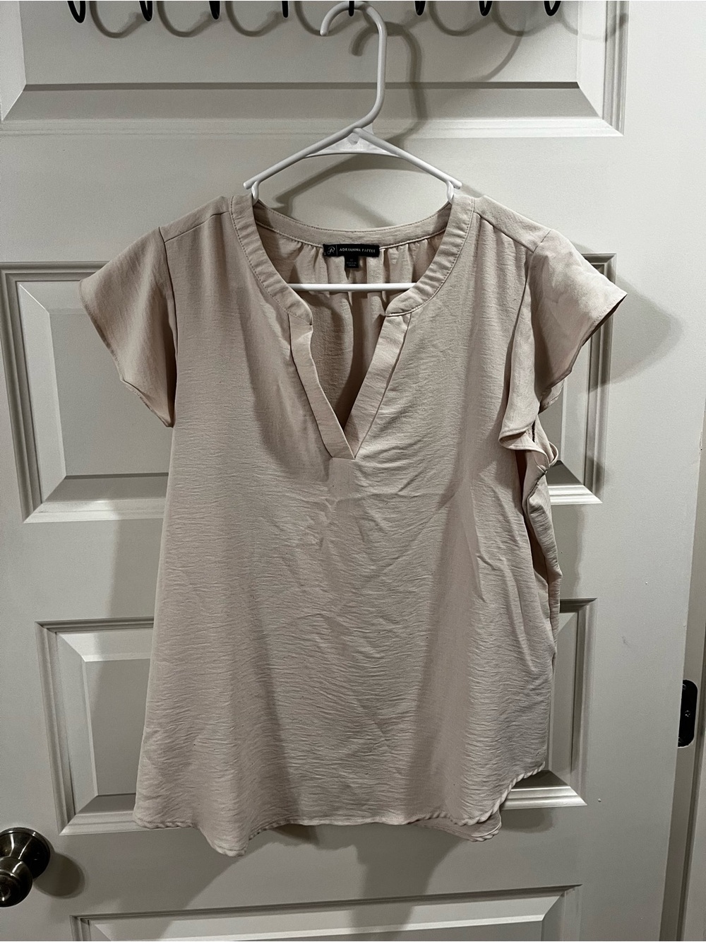 Adrianna Papell Blush V-Neck Flutter Sleeve Blouse